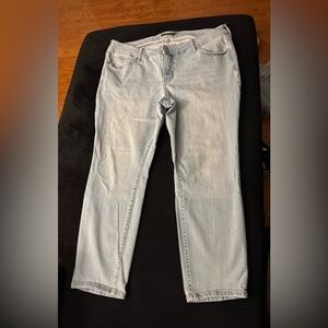 Torrid Light Blue Denim Mom Jeans - Size 18